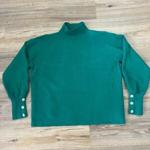 Tahari Emerald green Women's Turtleneck Sweater with matching headband.